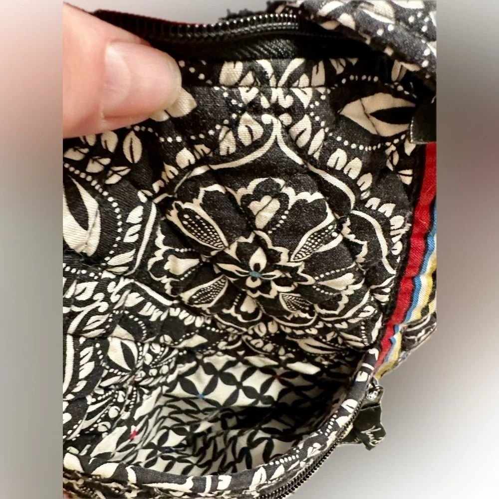 Vera Bradley Crossbody. EUC!!